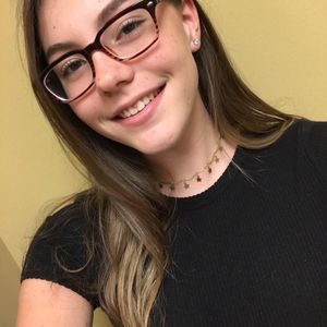 Meet your Posher, Kayla